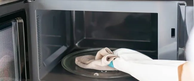 Mikrowelle reinigen Tipps