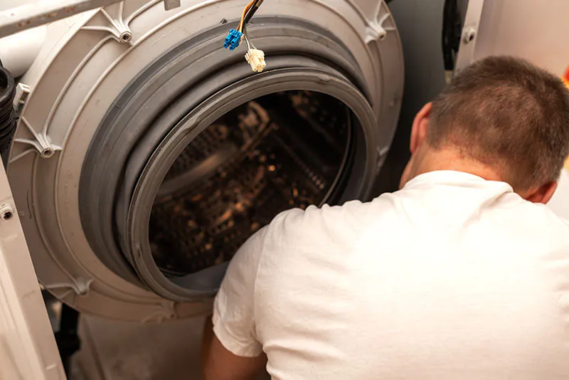 Problem mit dem Türschloss – Blomberg Spülmaschine Reparatur Berlin, statt Neukauf