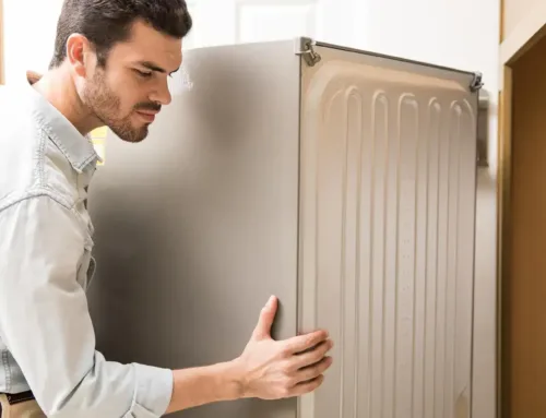 Kühlschrank kühlt nicht – Ursachen, Notfalltipps & wann der Techniker nötig ist